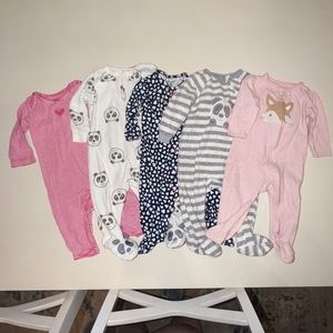 3/$30 Bundle of 5 Pieces Baby Girl Size 6 Months Onesie Pajamas Sleepers Set